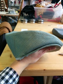 Upcycling Schiebermuetze entsteht